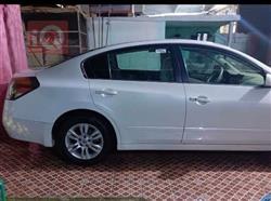 نيسان ألتيما